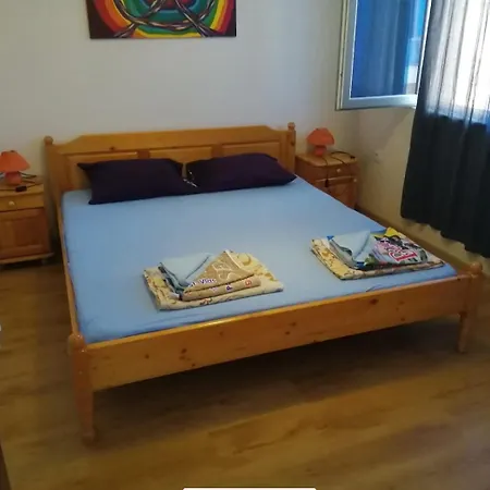 Teo Mezonet 2 Bedroom * פומורי